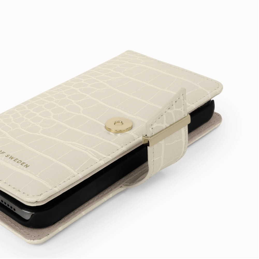 IDEAL OF SWEDEN Cora Wallet Case Beige Croco til iPhone 13 Pro Max