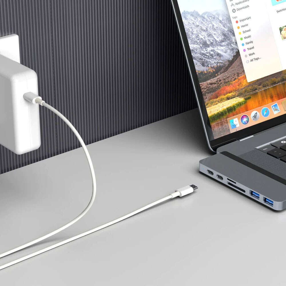 HyperDrive DUO 7-i-2 USB-C Hub til MacBook Pro