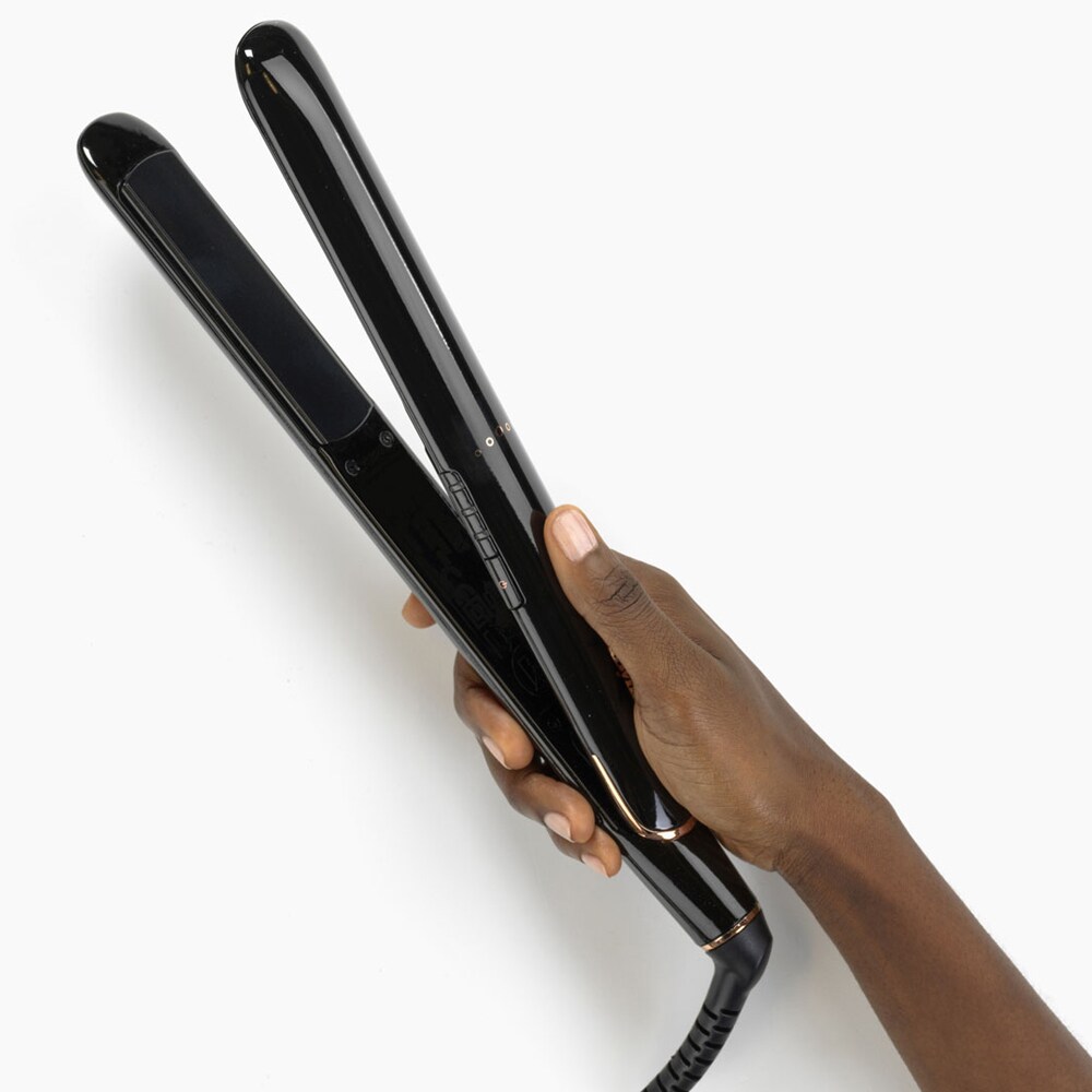 Babyliss Smooth Finish 230 glattejern med titaniumbelagte keramiske plader