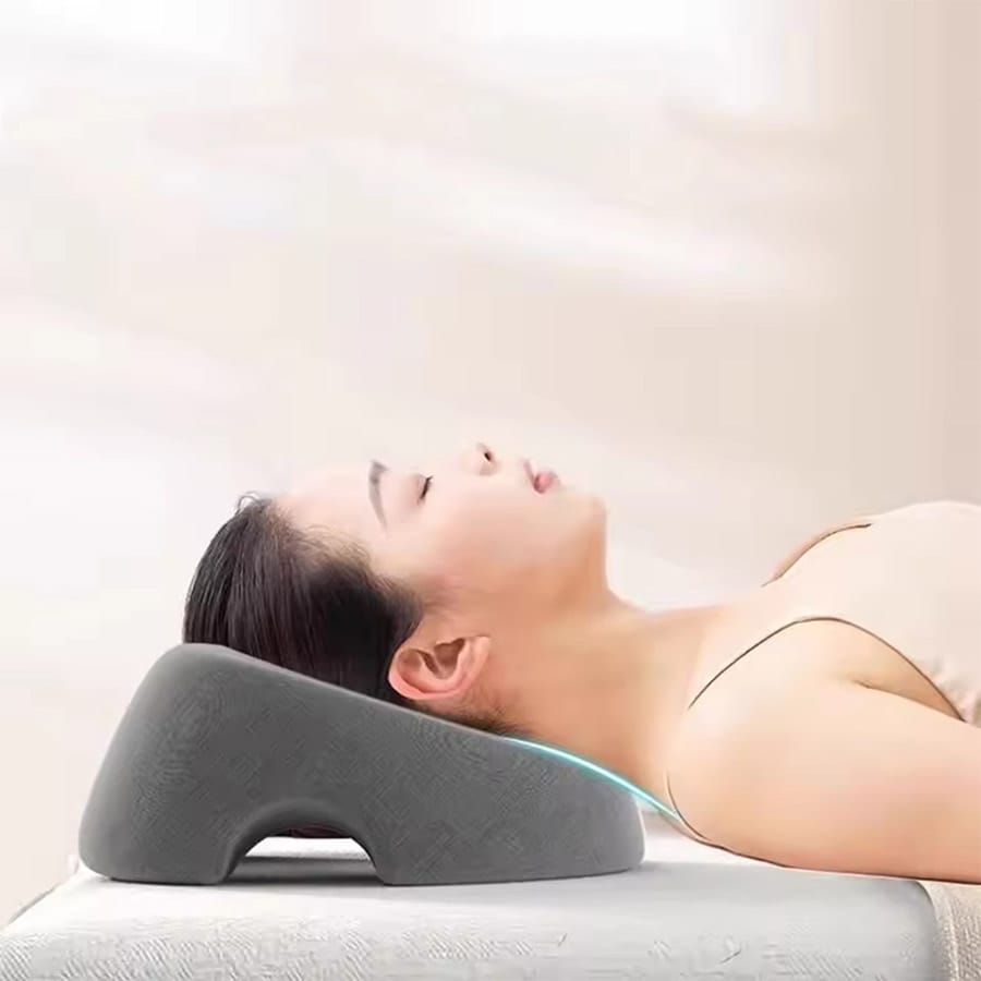 Ansigtspude i memoryskum - ergonomisk design til mavestilling
