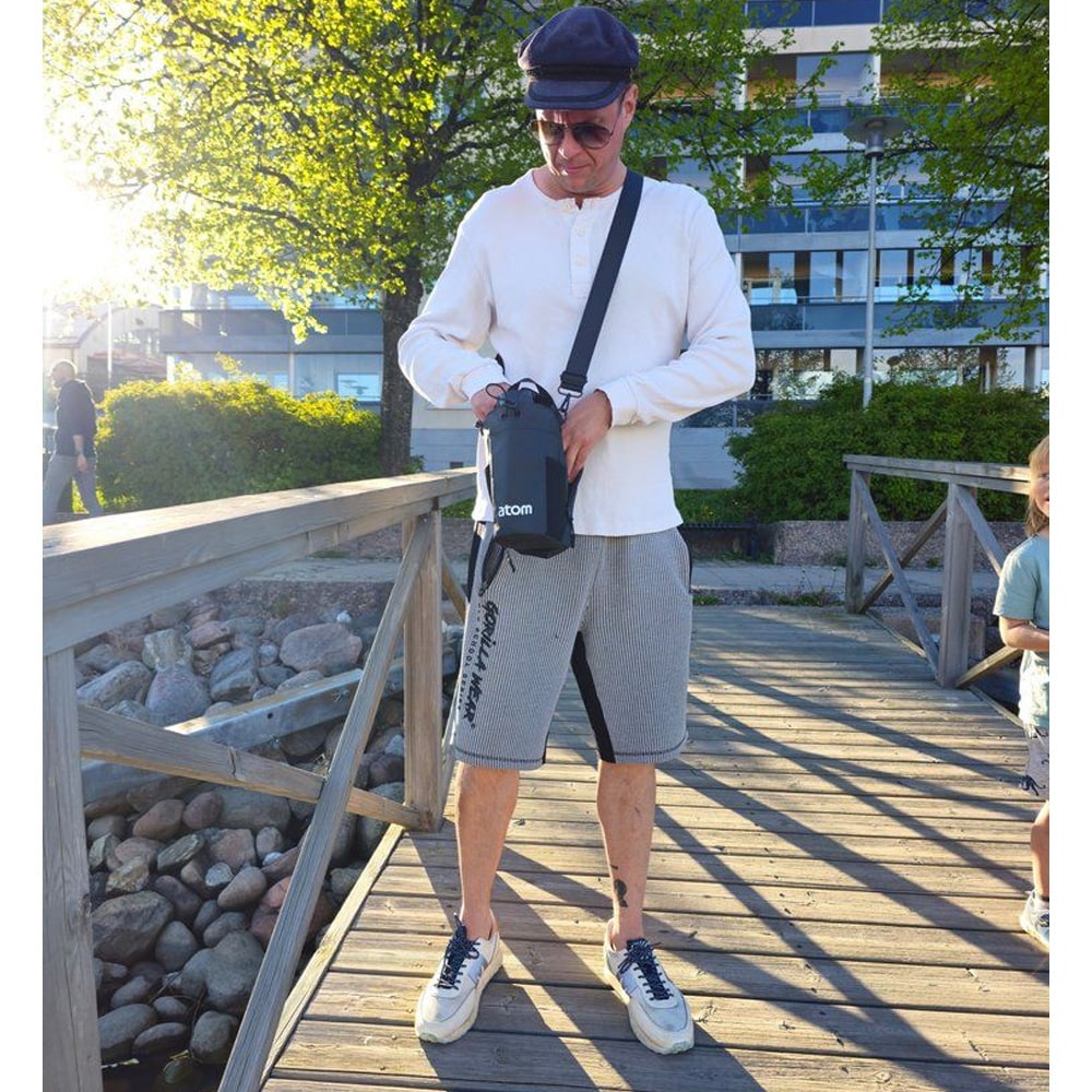 Multifunktionel taske med magnet