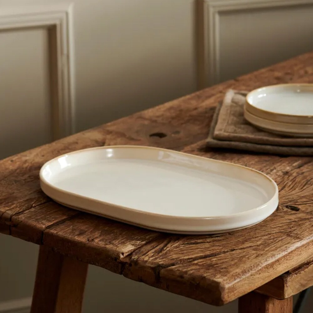 Keramisk serveringsfad i mineralsk marmor 30 cm - hvid