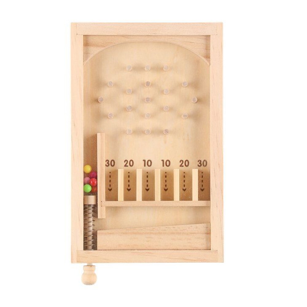 Boldspil i træ med mekanisk spillemekanisme