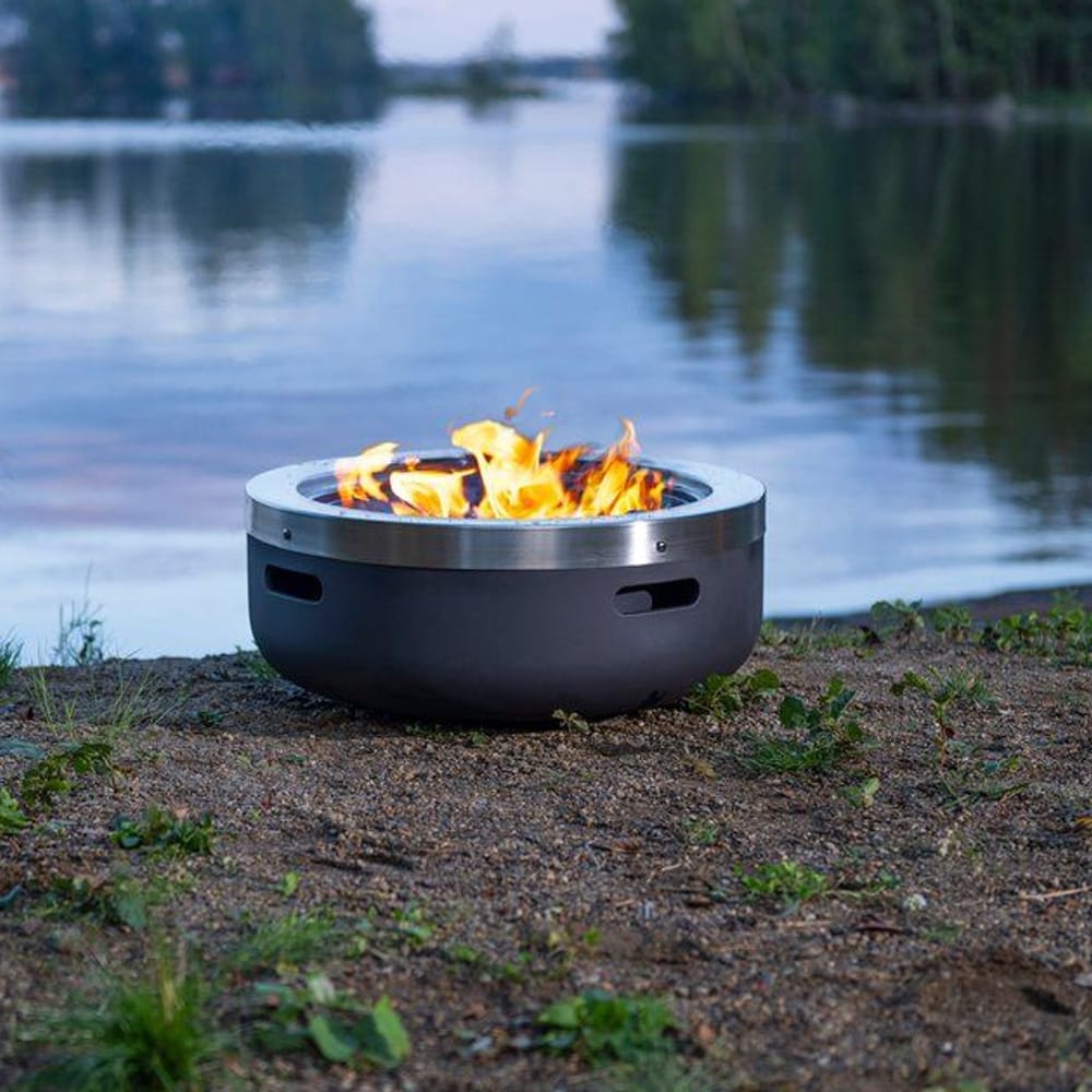 Mustang bålfad med gnistfanger / udepejs med 44 cm grillrist / ildsted til terrasse og have
