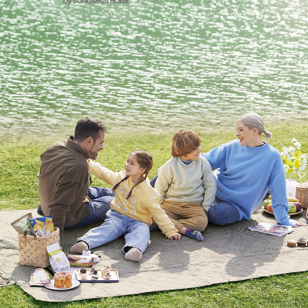 Vandtæt picnictæppe 300 x 200 cm med pløkker / campingtæppe / strandtæppe – khaki med tropisk mønster