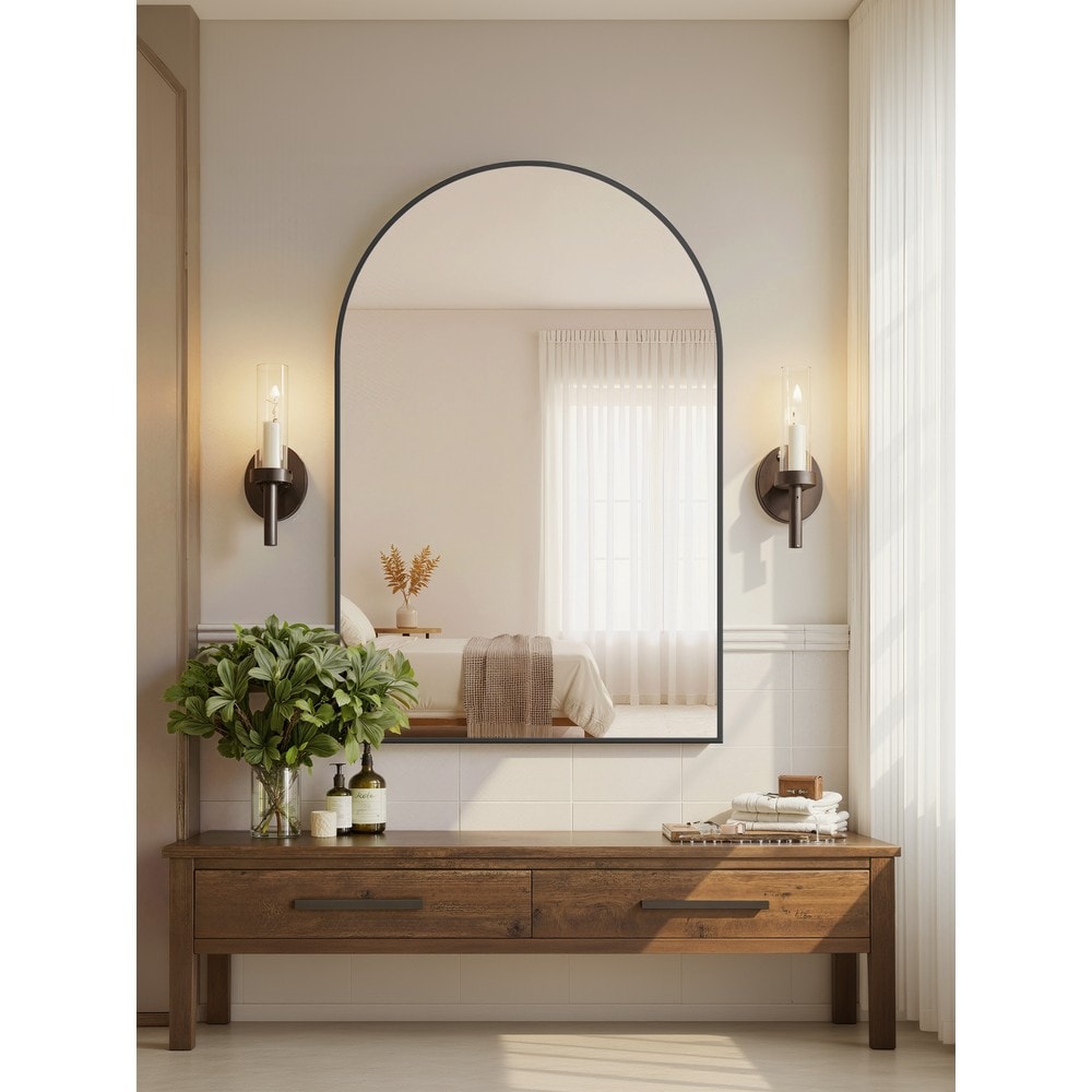 Buet vægspegel med svart ramme / Badeværelsesspejl 91 × 61 cm / Spejl med aluminiumsramme