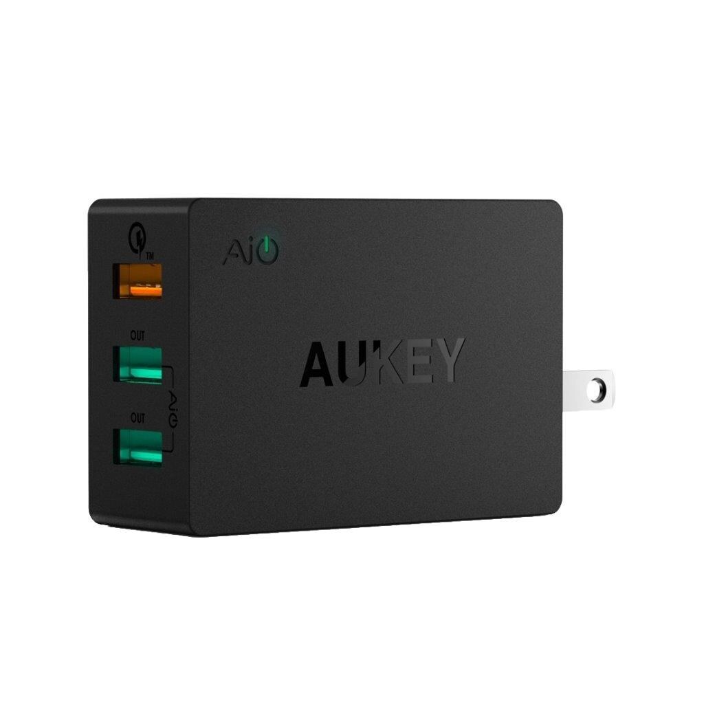 Aukey PA-T2 Quick Charge 2.0 Vægadapter 3 x USB