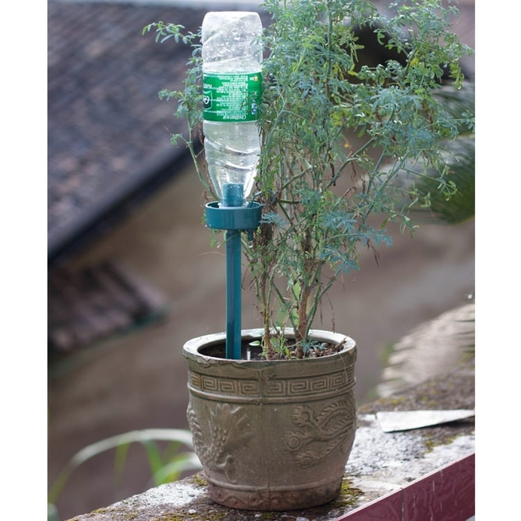 milits udlejeren Advarsel Automatisk vanding af potteplanter - vanding blomster med PET flaske - Køb  på 24hshop.dk