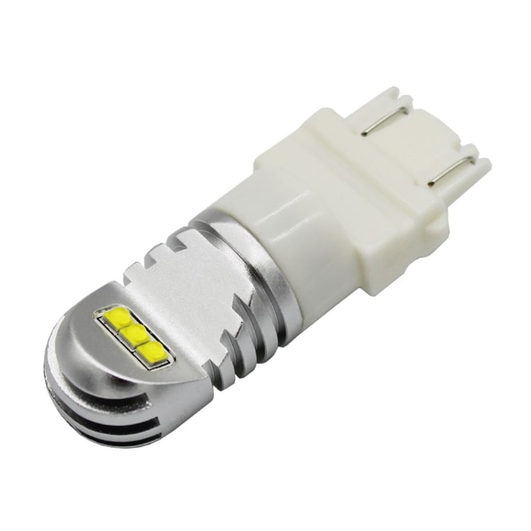 LED-bremselys / -blinklys 3157 30W 750lm 6 Epistar Chip
