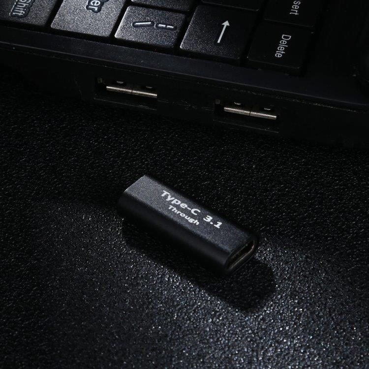 Adapter med USB-C til USB-C-port