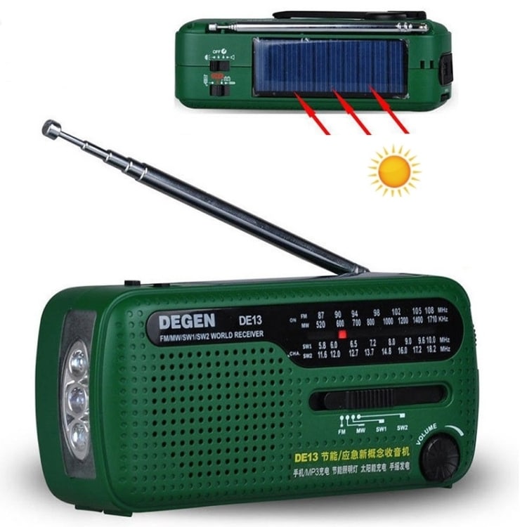 Radio med solcellepanel og håndsving