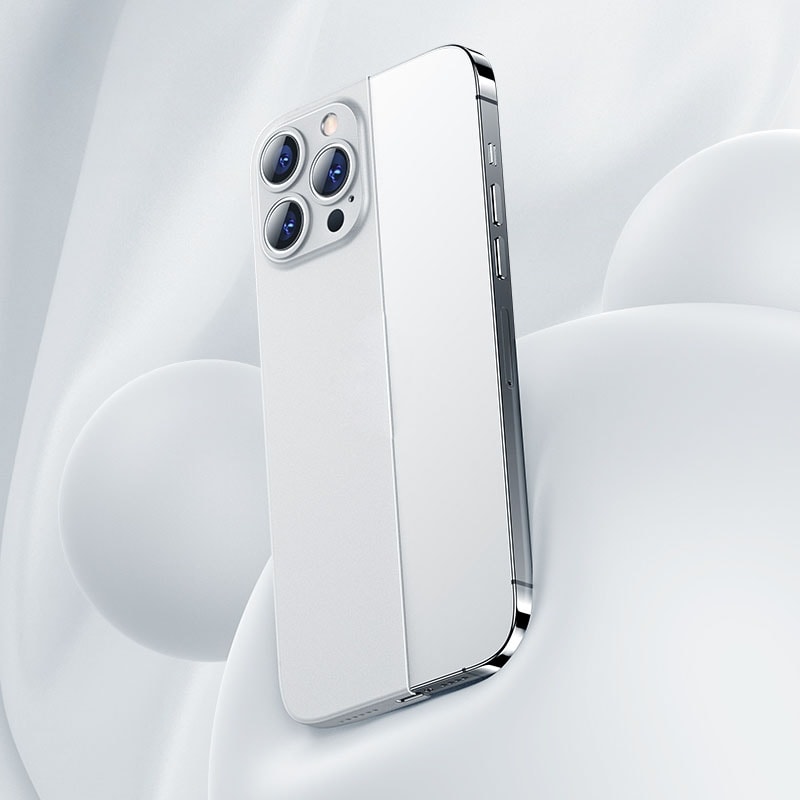 Ultratyndt og stødsikkert mobilcover til iPhone 13 – Hvid