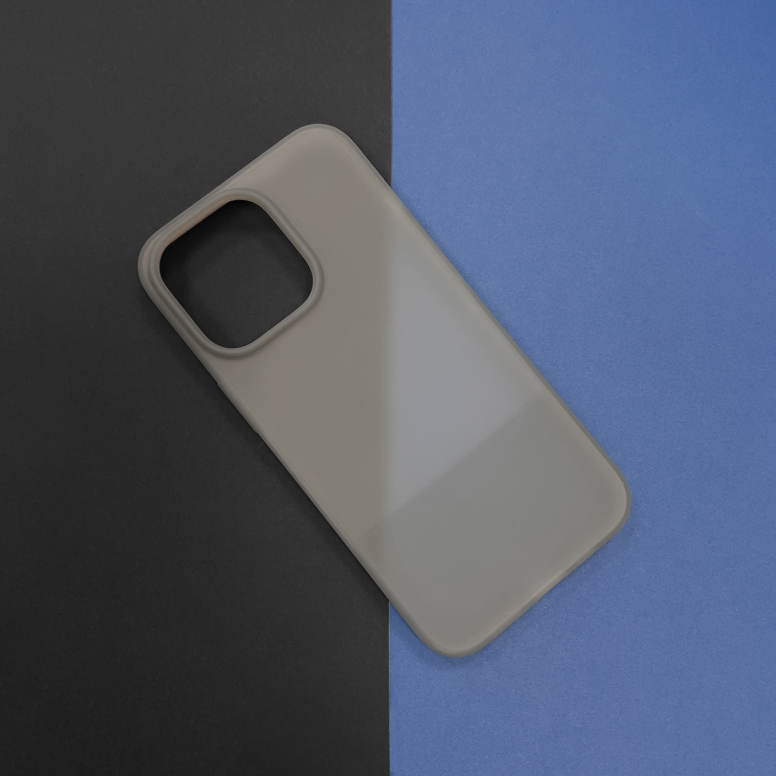 Kingxbar Plain Series cover til iPhone 13 Pro silikoneetui lilla