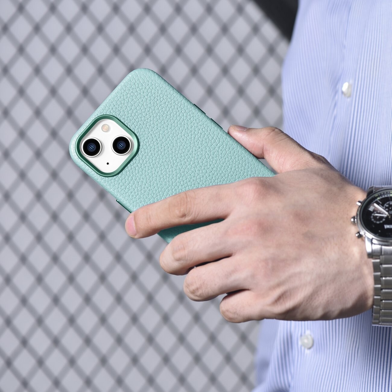 iCarer Litchi Premium magnetisk læderetui til iPhone 14 Plus med MagSafe - Green (WMI14220711-GN)