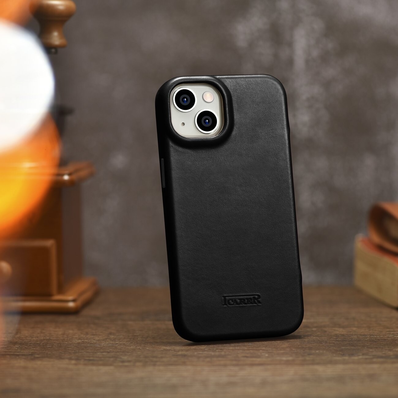 iCarer CE Oil Wax Leather Folio Case for iPhone 14 Plus, Magnetic Flip, MagSafe, Black