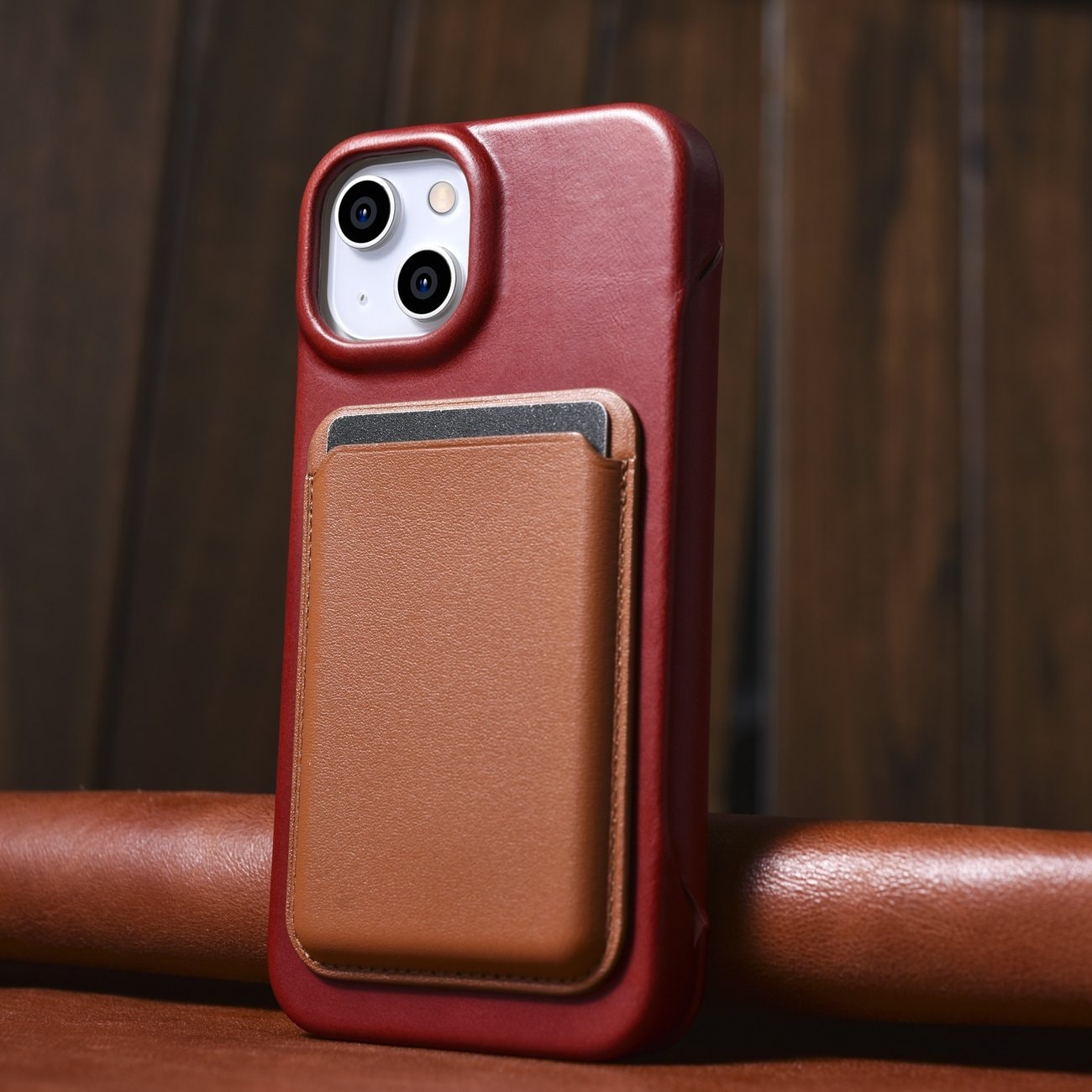 iCarer CE Oil Wax Premium Leather Folio Case for iPhone 14 Plus, Magnetic Flip, MagSafe, Red