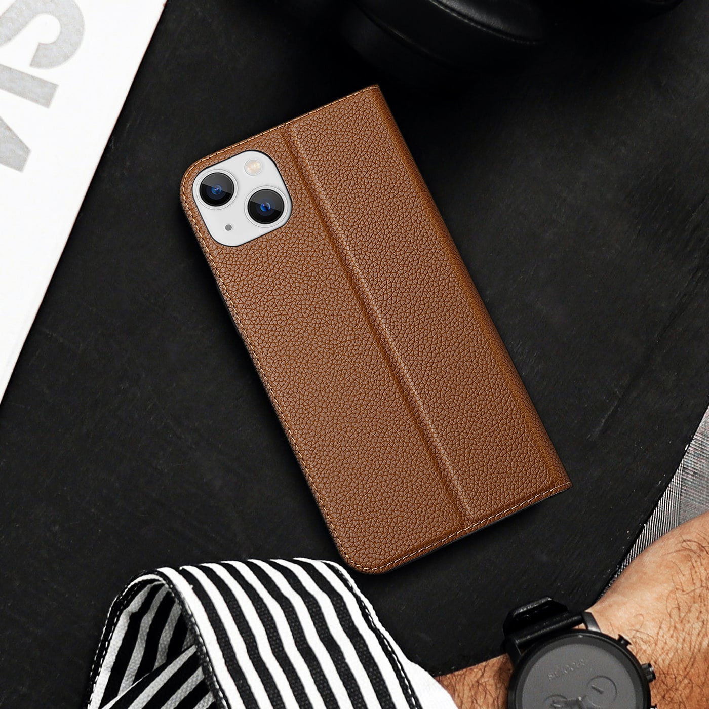 Dux Ducis Skin X2-etui til iPhone 14 Plus-etui med magnetisk klap brun