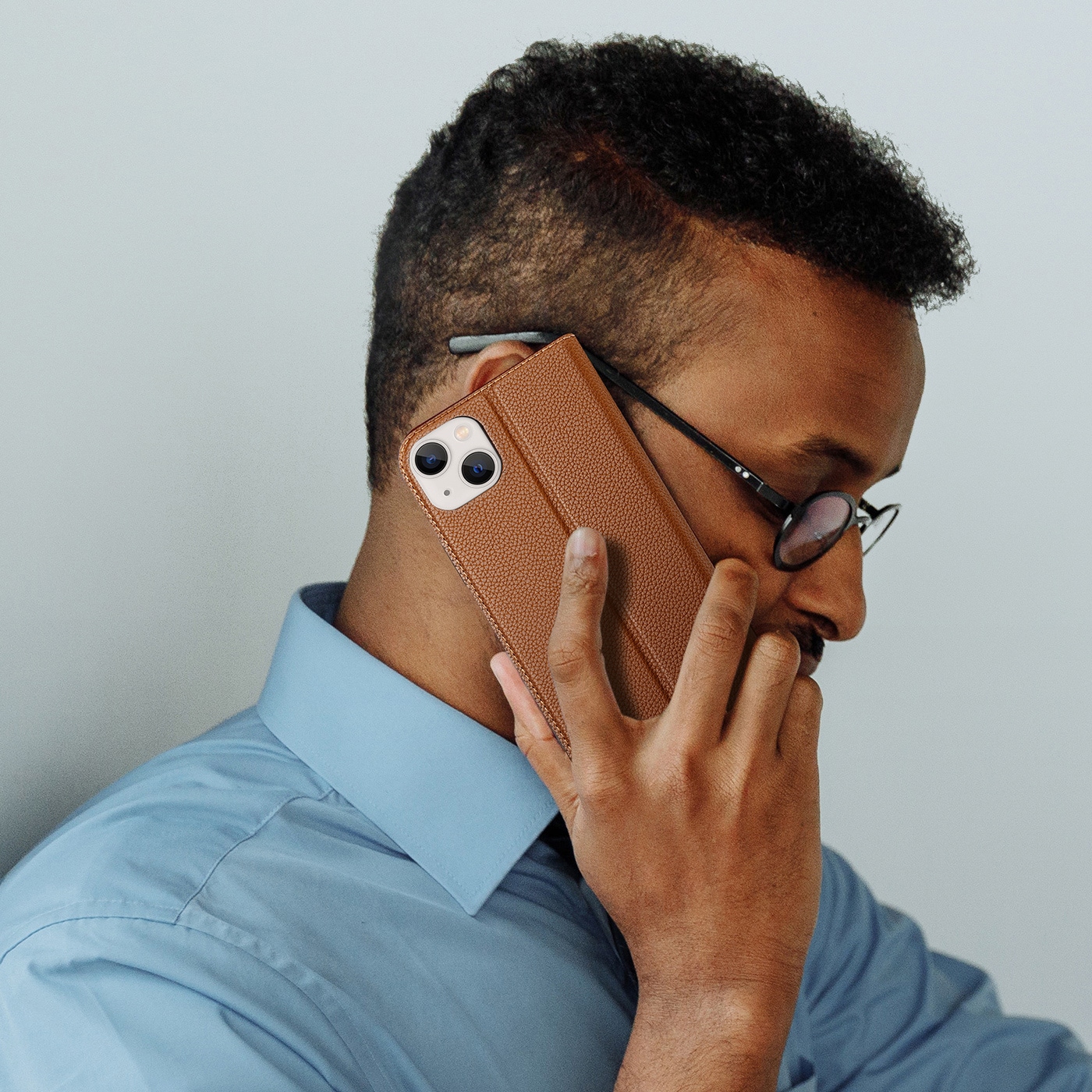 Dux Ducis Skin X2-etui til iPhone 14 Plus-etui med magnetisk klap brun