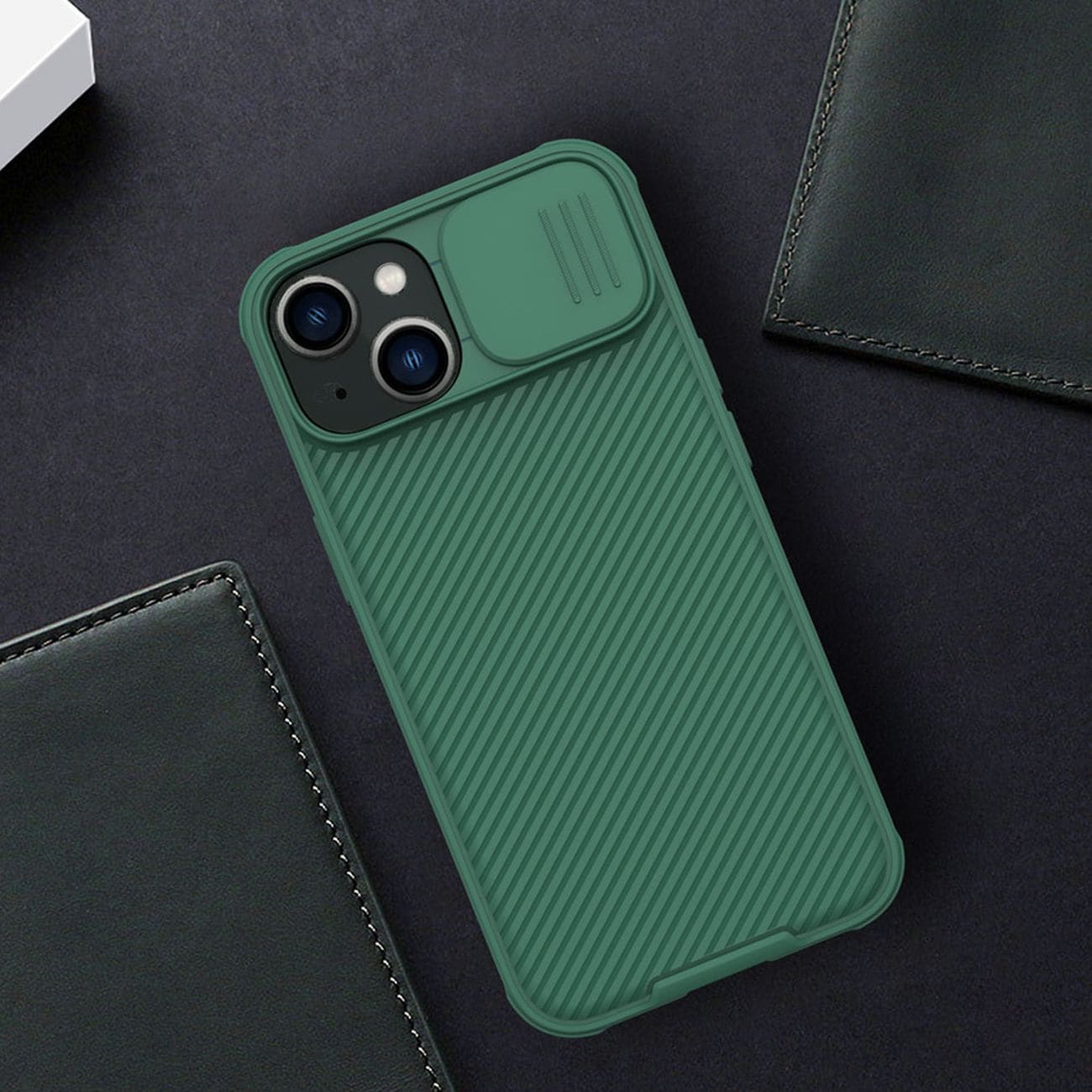 Nillkin CamShield Pro Etui iPhone 14 Plus Armor Cover Kamerabeskyttelse Sort