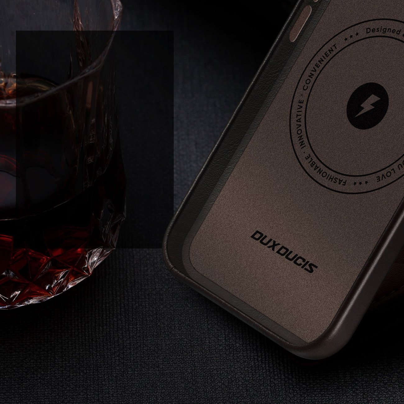 Dux Ducis Naples Etui til iPhone 14 Plus Lædercover (MagSafe-kompatibel) Mørkebrun