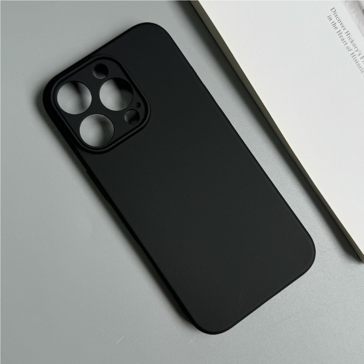 Blødt etui til iPhone 16 Pro Max - sort