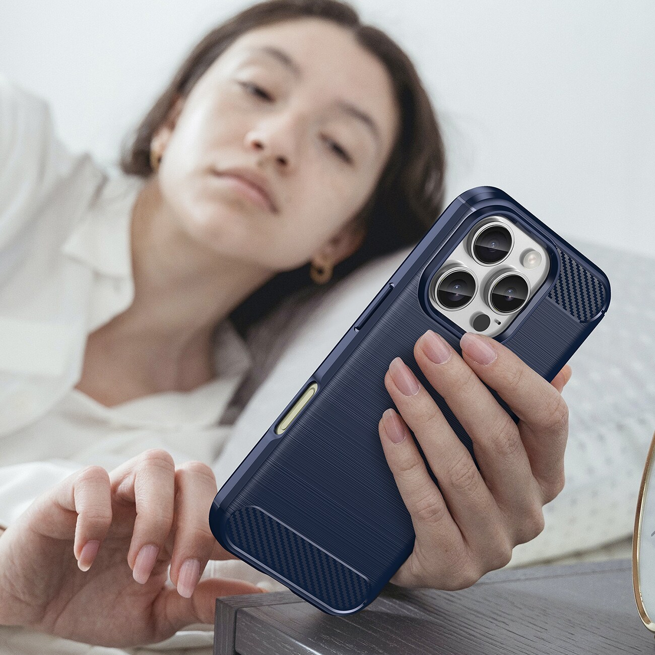 Carbon-etui til iPhone 16 Pro - Blå