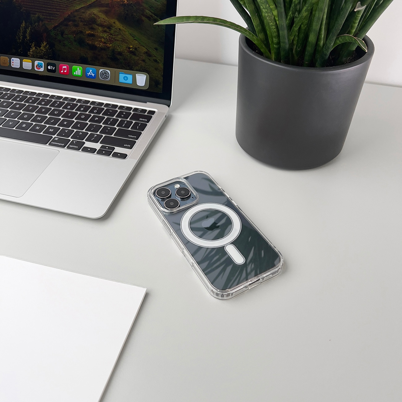 MagSafe-kompatibel klar hjørnetaske til iPhone 17 Pro Max - klar