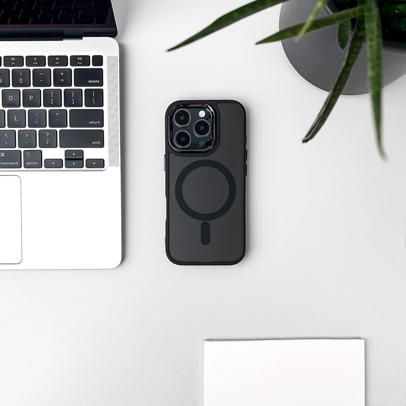 Fashion Case kompatibel med MagSafe til iPhone 17 Pro Max - sort