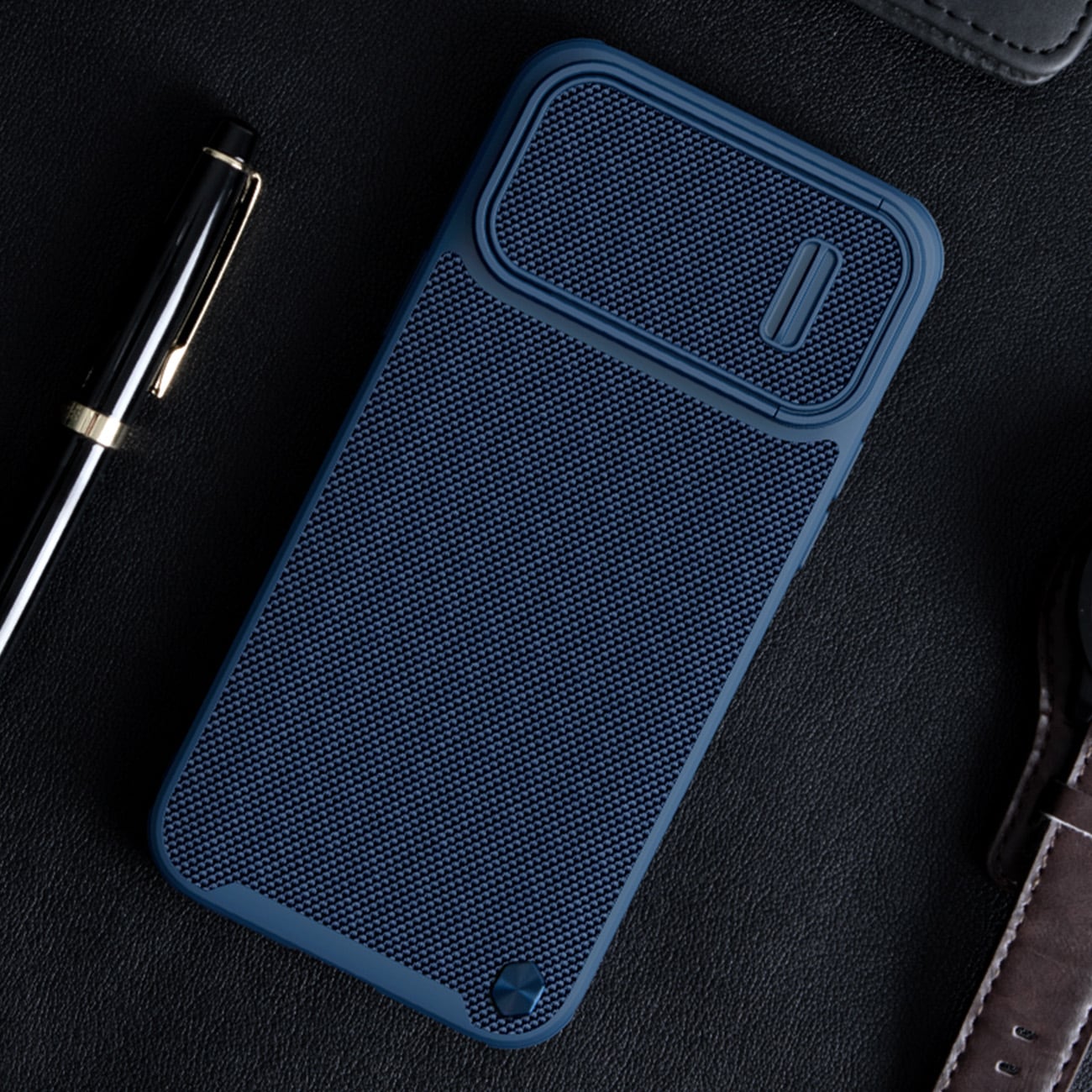 Nillkin Textured S Case til iPhone 14 Plus, pansret cover med kameradæksel, blå
