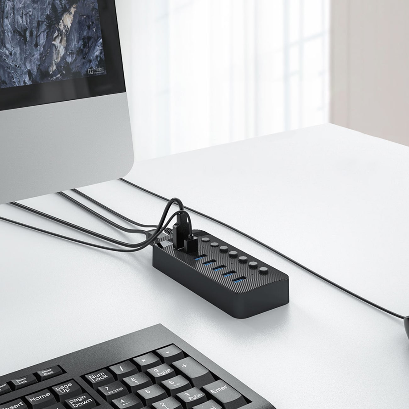 Orico CT2U3-7AB 7x USB-A 3.0-hub med switche - sort