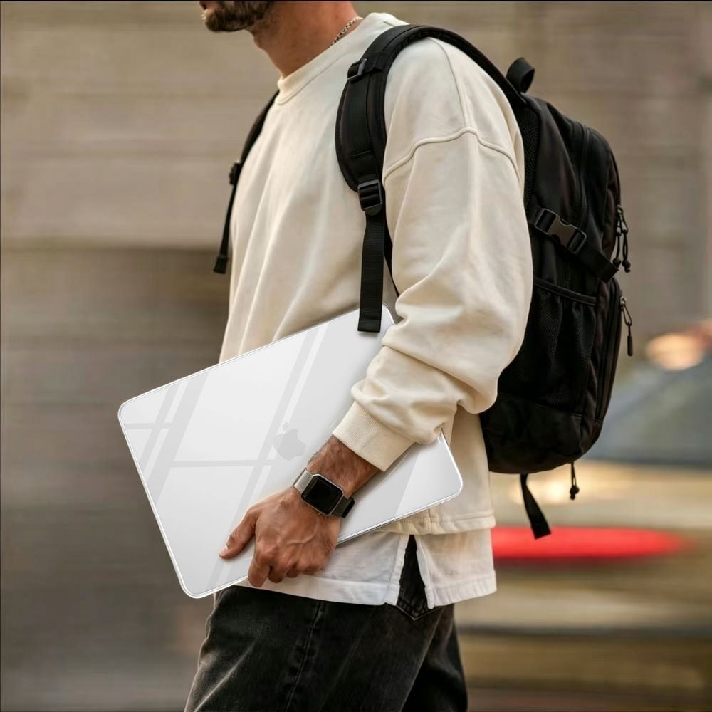 Tech-Protect Softshell-etui til MacBook Air 15" 2023 / 2024 / 2025 / 2026 - Transparent