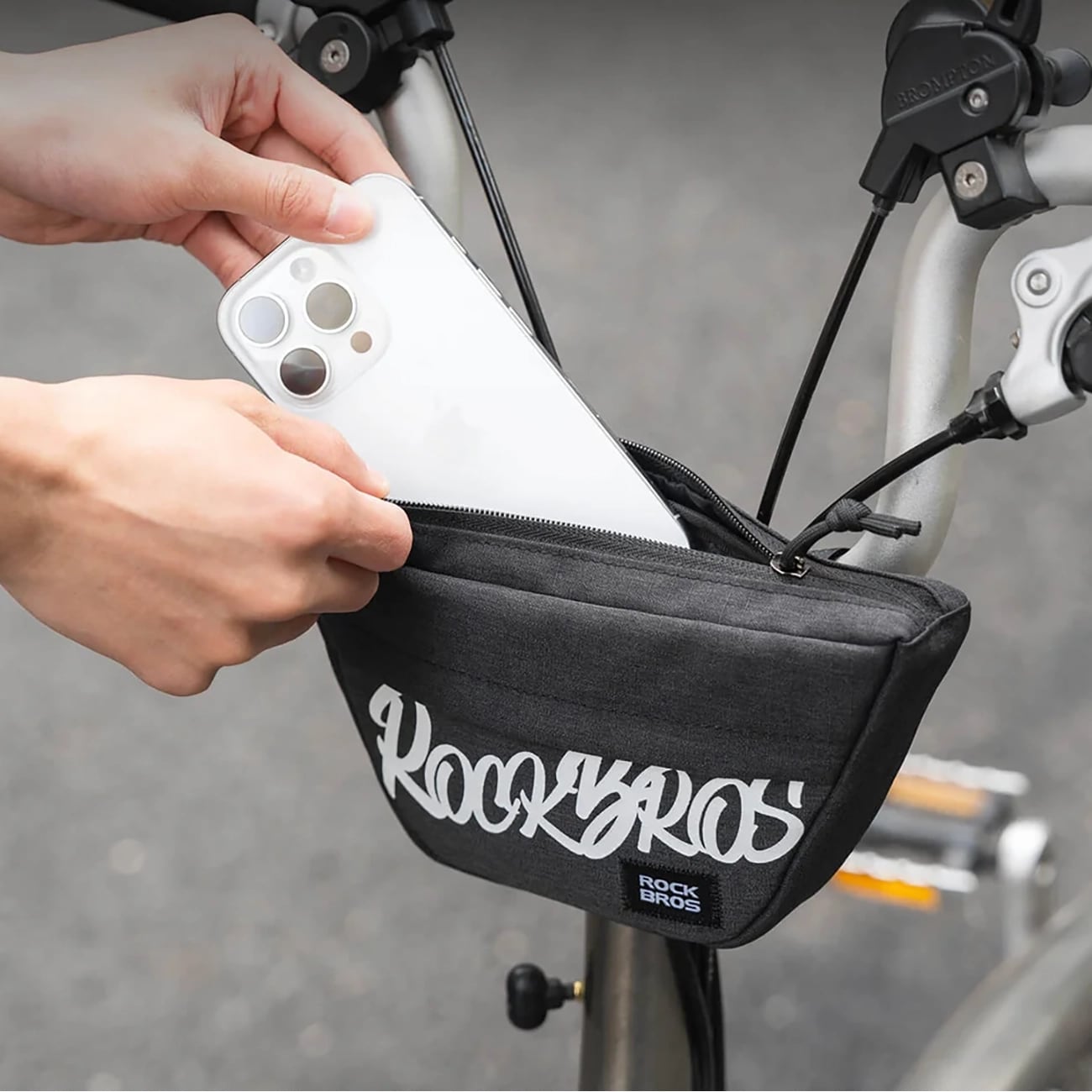 Rockbros G011 Flash Journey cykeltaske til trapezformet styr, 0,7 l – Svart