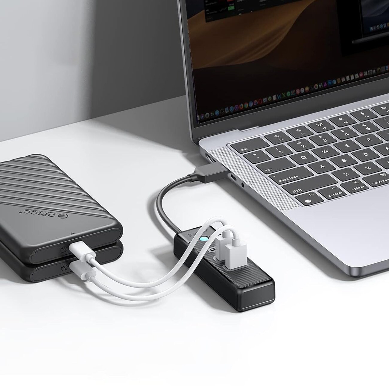 Orico PWC2U-U3 USB-hub med 3 porte: 2x USB-A 3.0, 1x USB-C 3.0, 1,8 m – sort