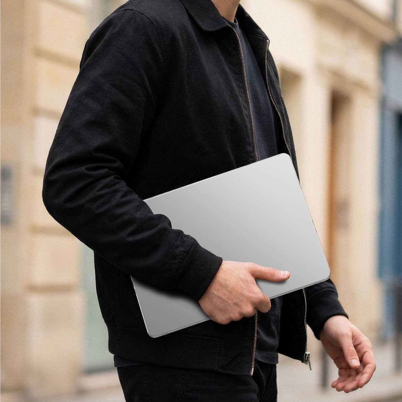 AmazingThing Titan Hardshell-etui til MacBook Air M5 16" – gennemsigtigt