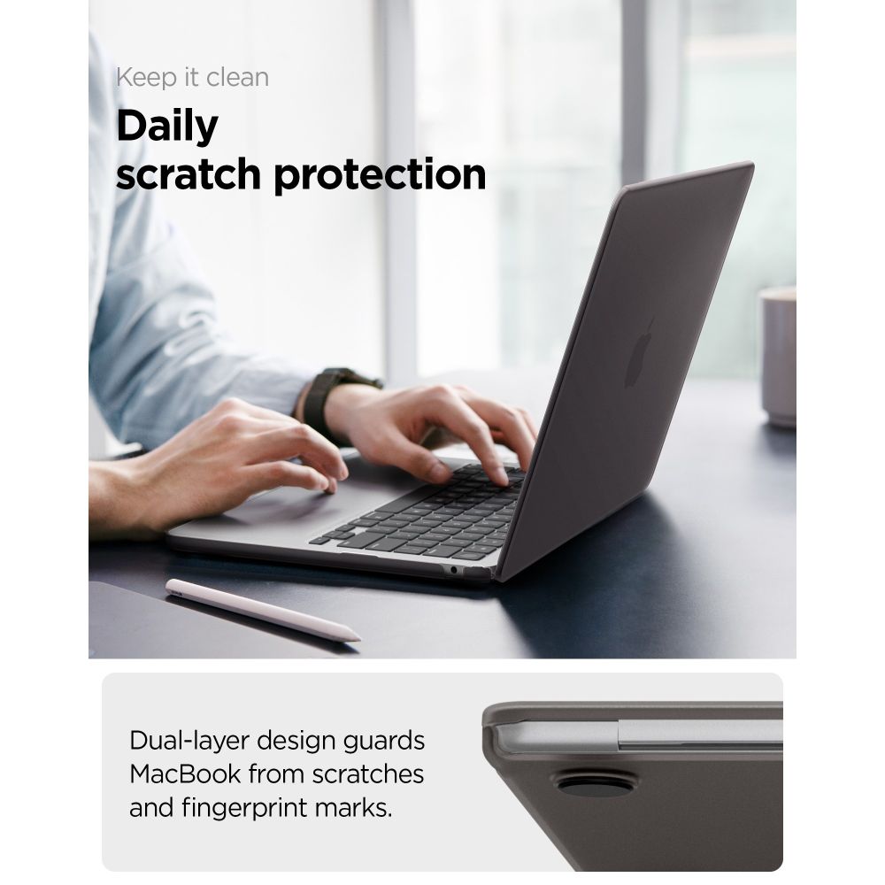 Spigen AirSkin-etui til MacBook Air 13" 2023–2024–2025–2026 – Halvgennemsigtigt