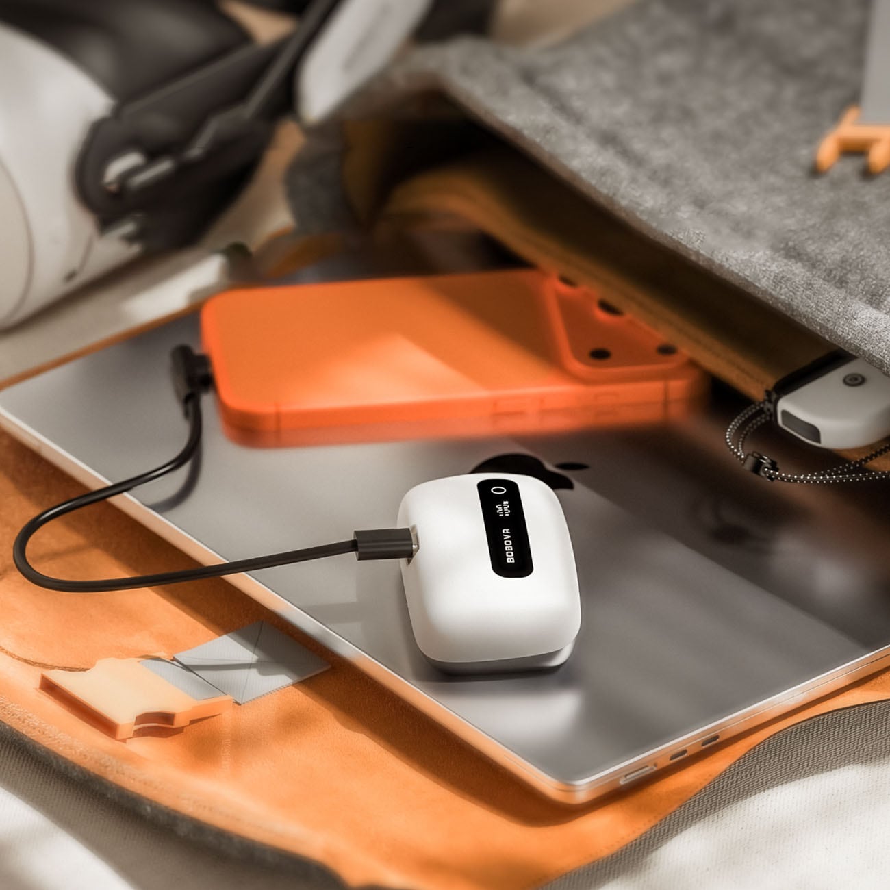 BoboVR BM60-1 6500 mAh-batteri til BoboVR M3 Pro+ og BoboVR M3 med ladestation – hvid