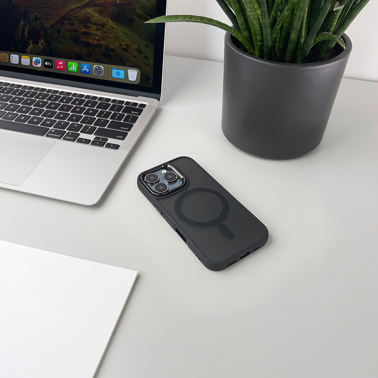 Magnetic Collection MagSafe-etui til iPhone 16 Pro Max – Sort